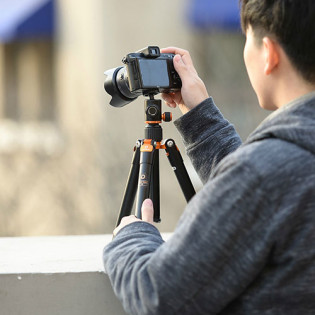 PHONEOGRAPHER Wireless Portable Tripod Black